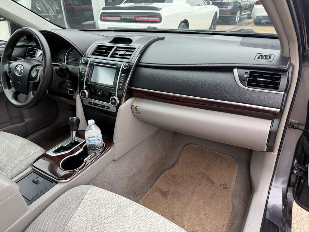 Vehicle photo