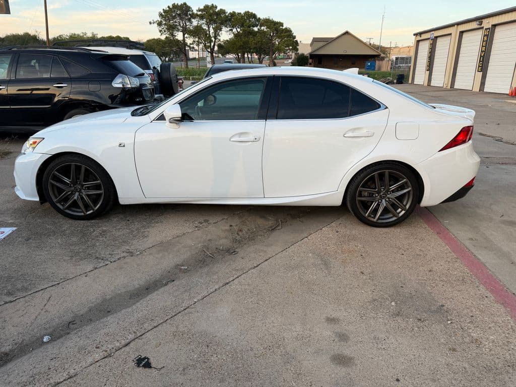 Vehicle photo