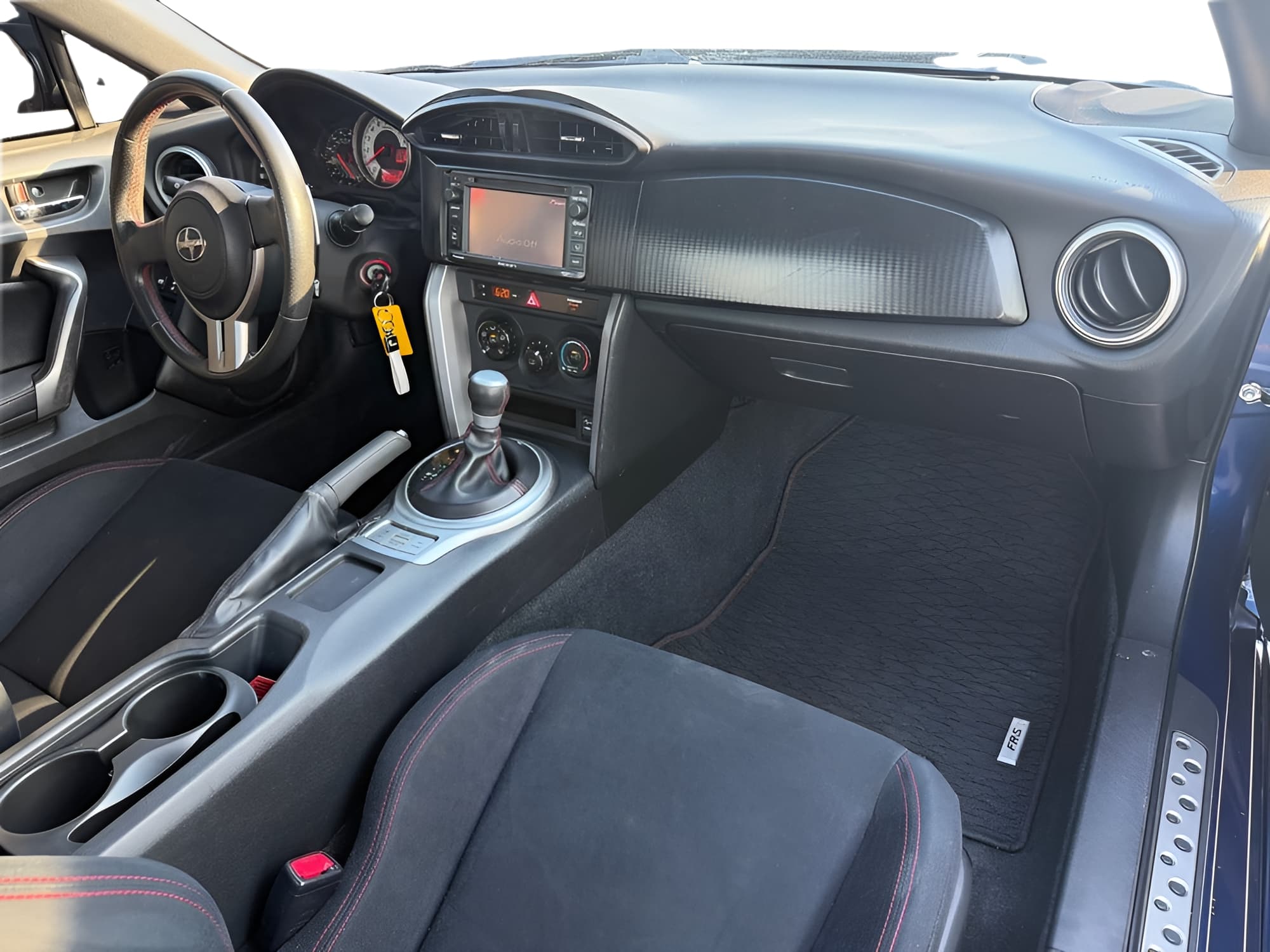 Vehicle photo